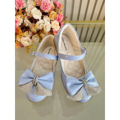 Sapatinho Infantil Azul Verniz Aplique de Lacinho Com Strass