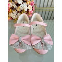 Sapatinho Infantil Rosa Verniz Aplique de Lacinho Com Strass