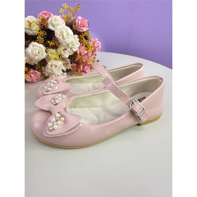 Sapatinho Nude Verniz C/ Aplique de Laço e Pérolas Luxo