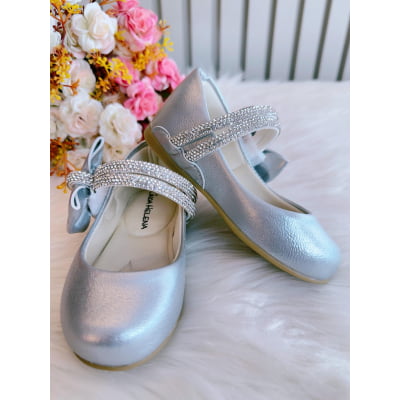 Sapatinho Prata Fosco Aplique de Lacinho e Tiras C/ Strass
