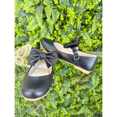 Sapatinho Preto Com Aplique de Laço Luxo