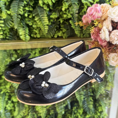 Sapatinho Preto Verniz C/ Aplique de Flores Glitter Luxo