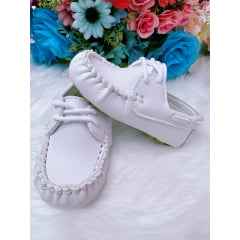 Sapatinho Mocassim Branco Com Cadarço Príncipes