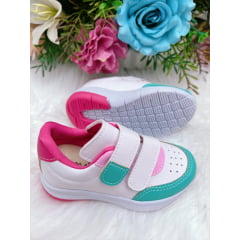 Tênis Infantil Branco e Verde Com Velcro Meninas