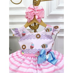 Vestido Infantil Rosa Mundo dos Doces Confeitaria C/ Broche