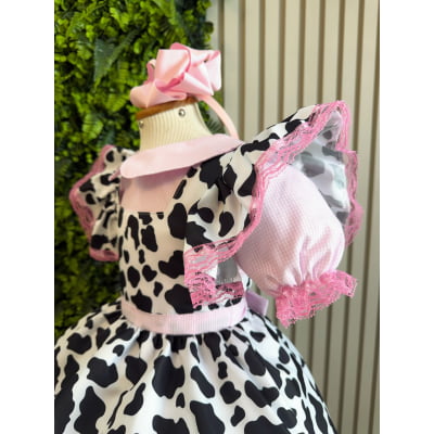 Conjunto Infantil Cropped e Jardineira Fazendinha Vaquinha
