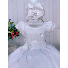 Vestido Infantil Branco C/ Aplique de Flores e Broche Luxo