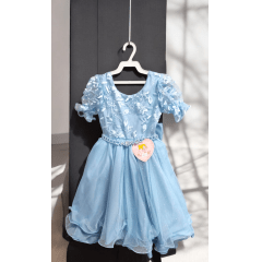 Vestido Infantil Azul C/ Renda Luxo e Cinto de Pérolas Damas