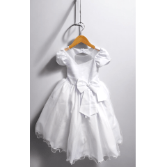 Vestido Infantil Branco Com Broche de Laço Daminhas