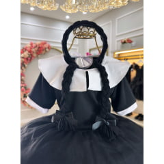 Fantasia Infantil da Wandinha Com Tiara de Tranças Festas