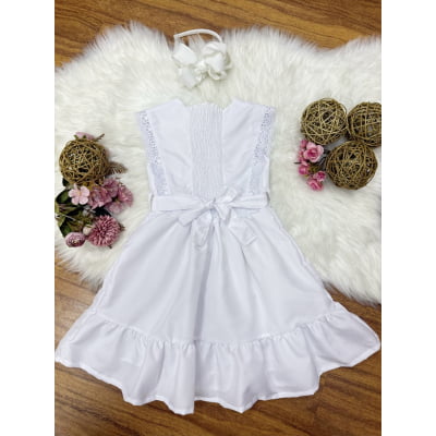 Vestido Infantil Branco com Guipir e Cinto Broche Festas