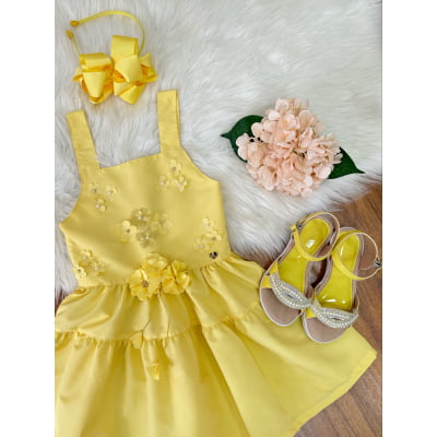 Vestido infantil de Alça Amarelo C/ Apliques de Flores Luxo Casual