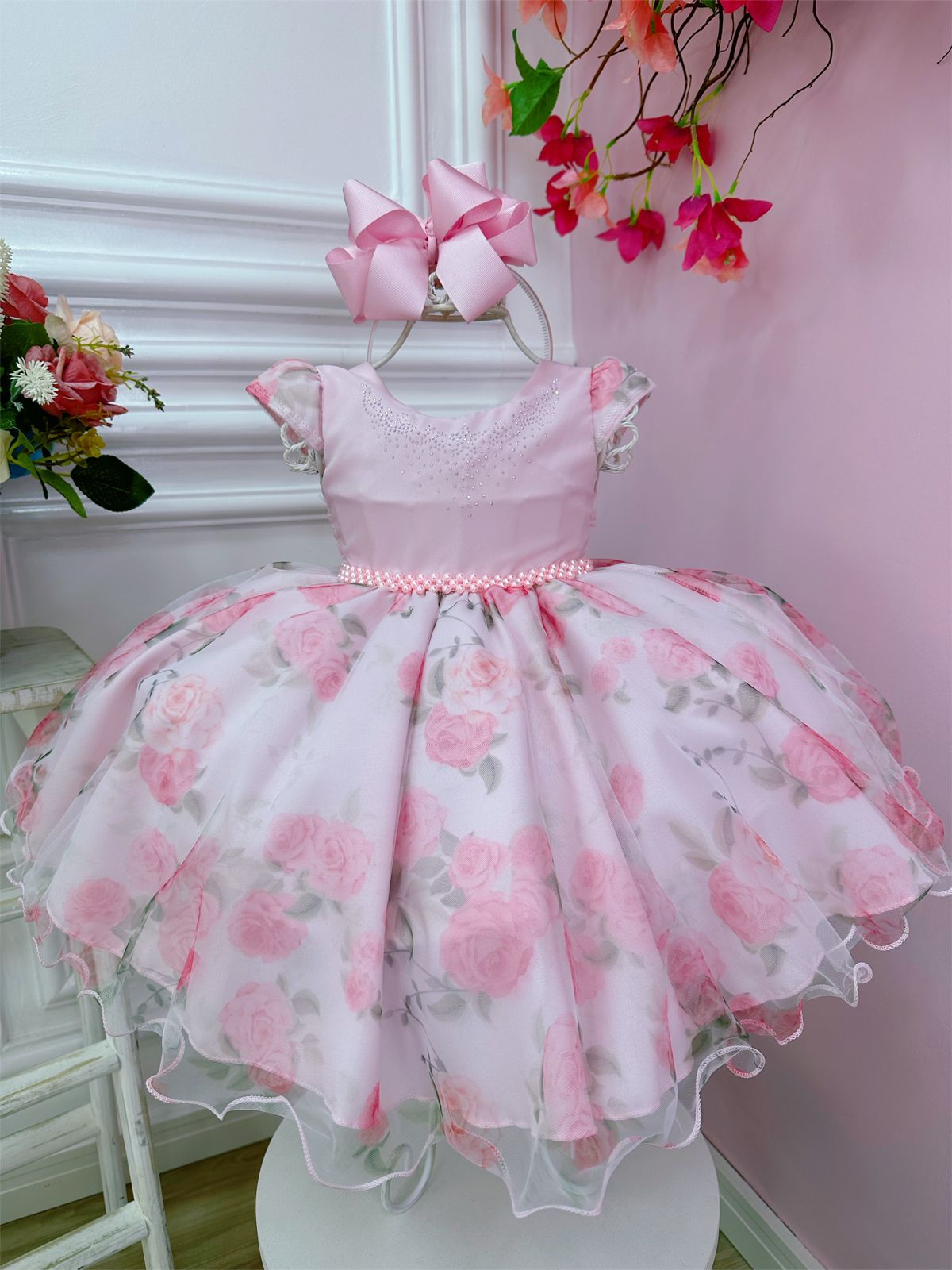 Vestido Infantil Bebê Rosa Florido de Rosas Busto Strass