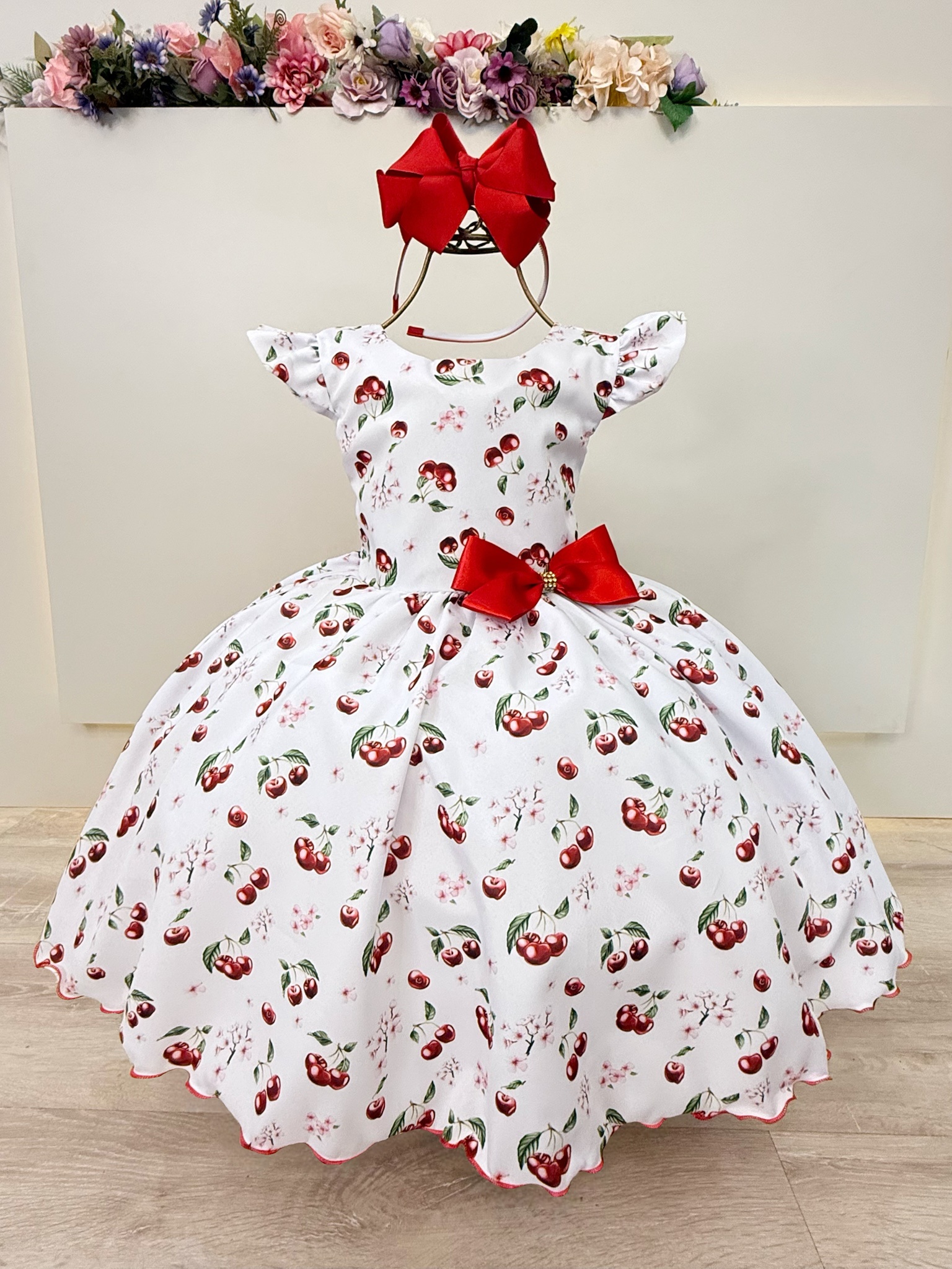 Vestido Infantil Branco Estampa Cereja C/ Broche Luxo Festas