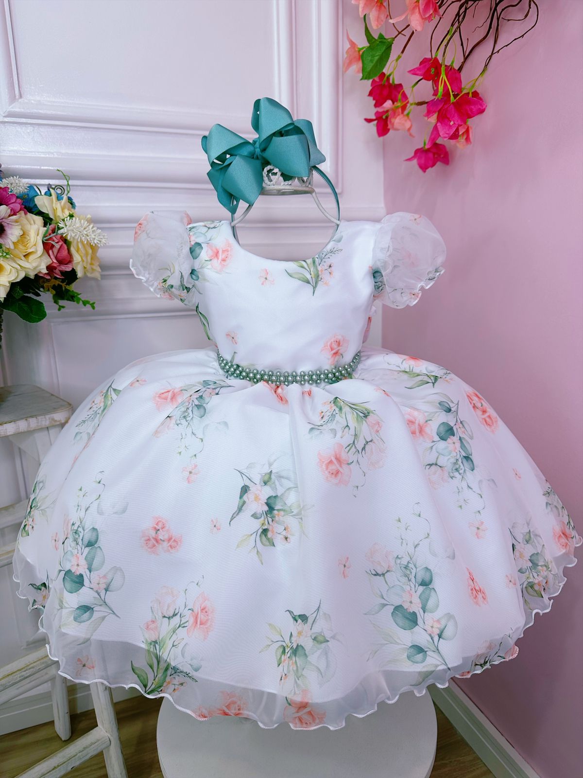 Vestido Infantil Branco Floral Verde Oliva Cinto de Pérolas