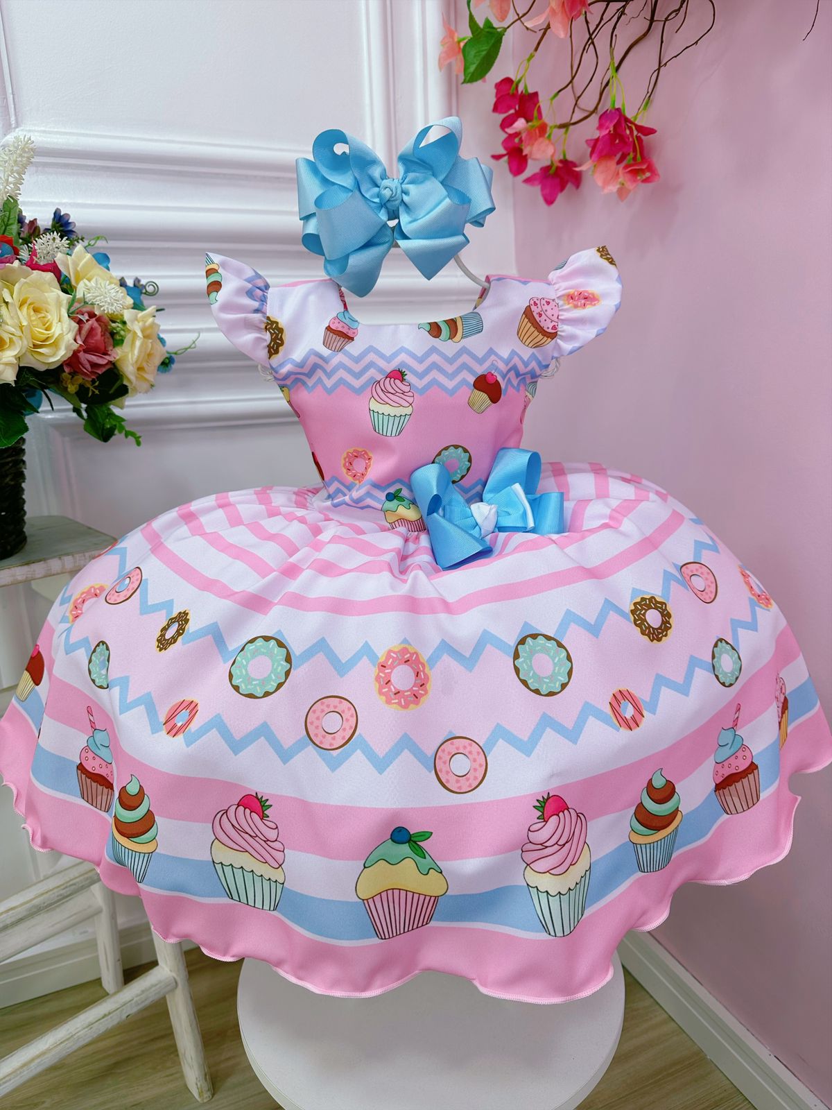 Vestido Infantil Rosa Mundo dos Doces Confeitaria C/ Broche