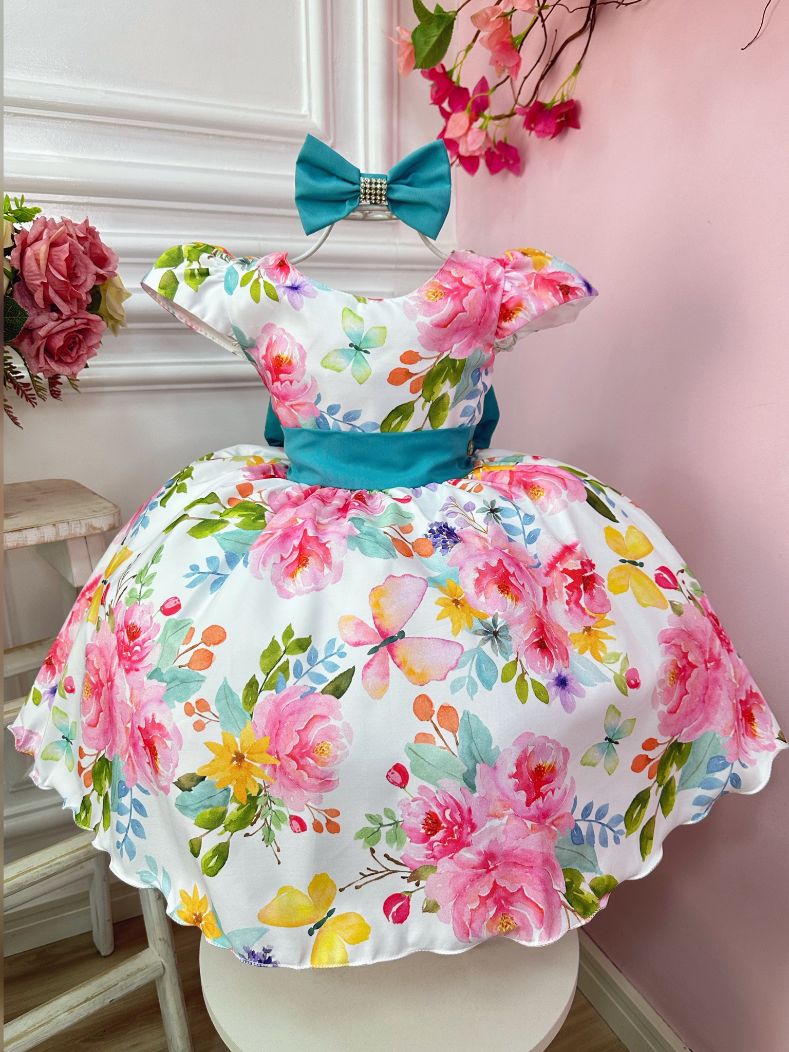 Vestido Infantil Branco Jardim Das Borboletas C/ Laço Luxo