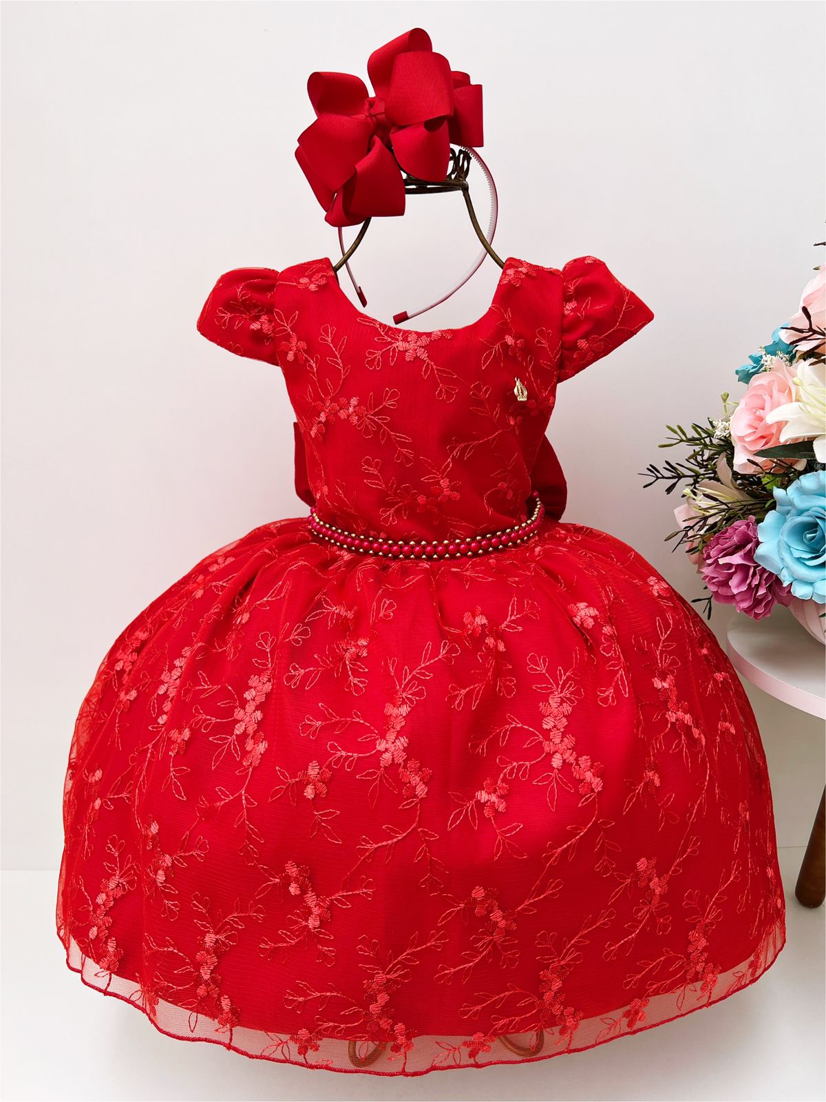 Vestido Infantil Vermelho Renda de Flores e Cinto de Pérolas