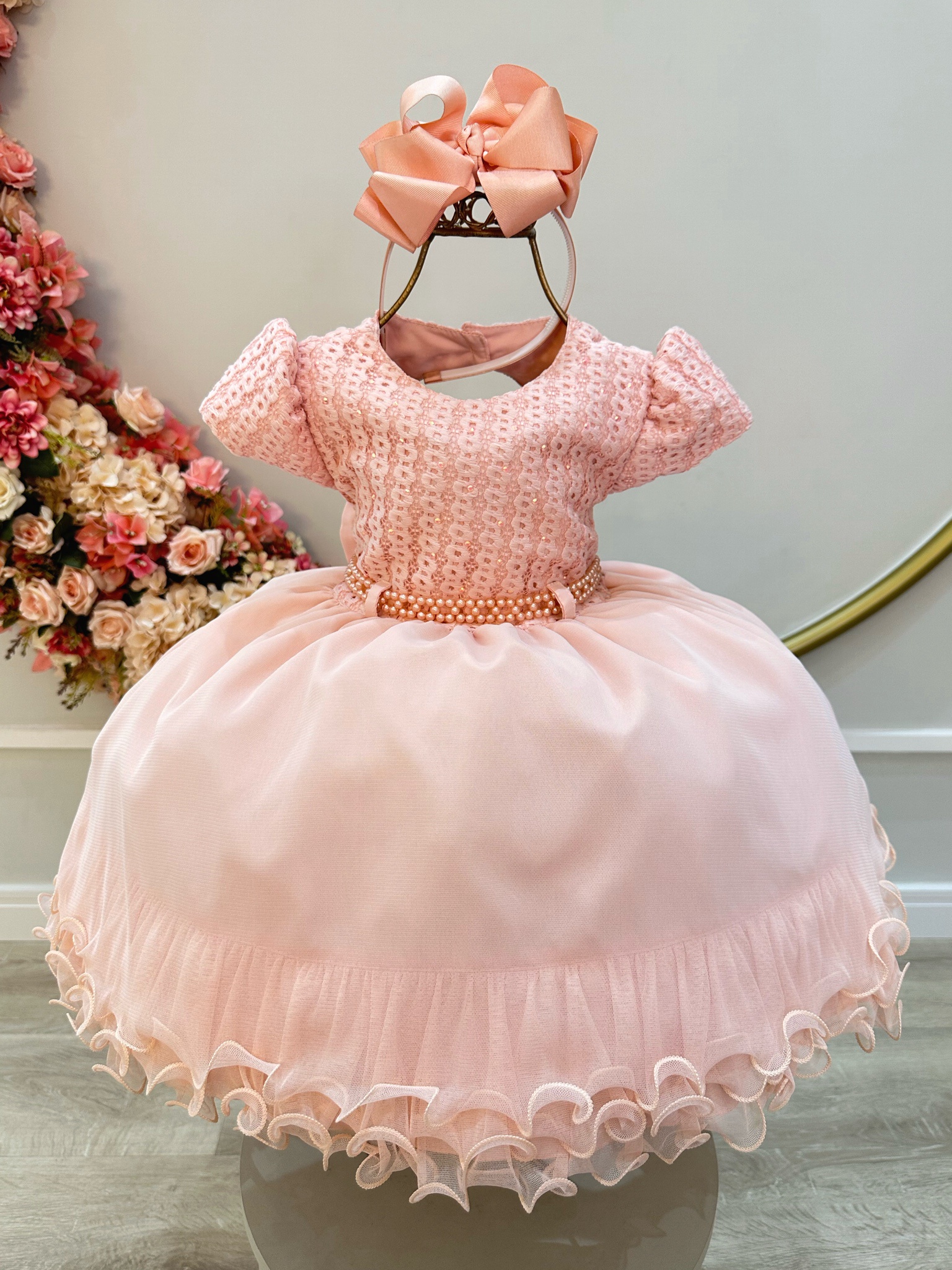 Vestido Infantil Pêssego Busto C/ Strass e Saia Com Babados