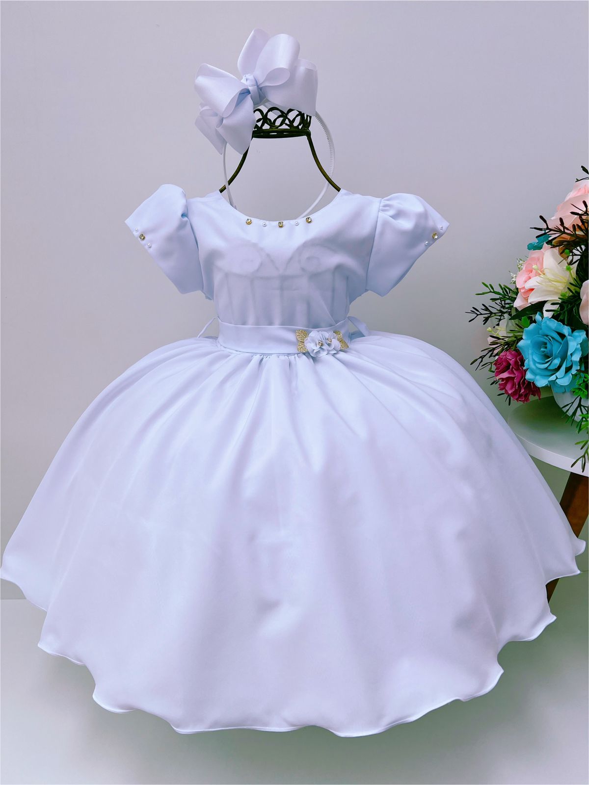 Vestido Infantil Branco C/ Broche de Flores Strass Pérolas