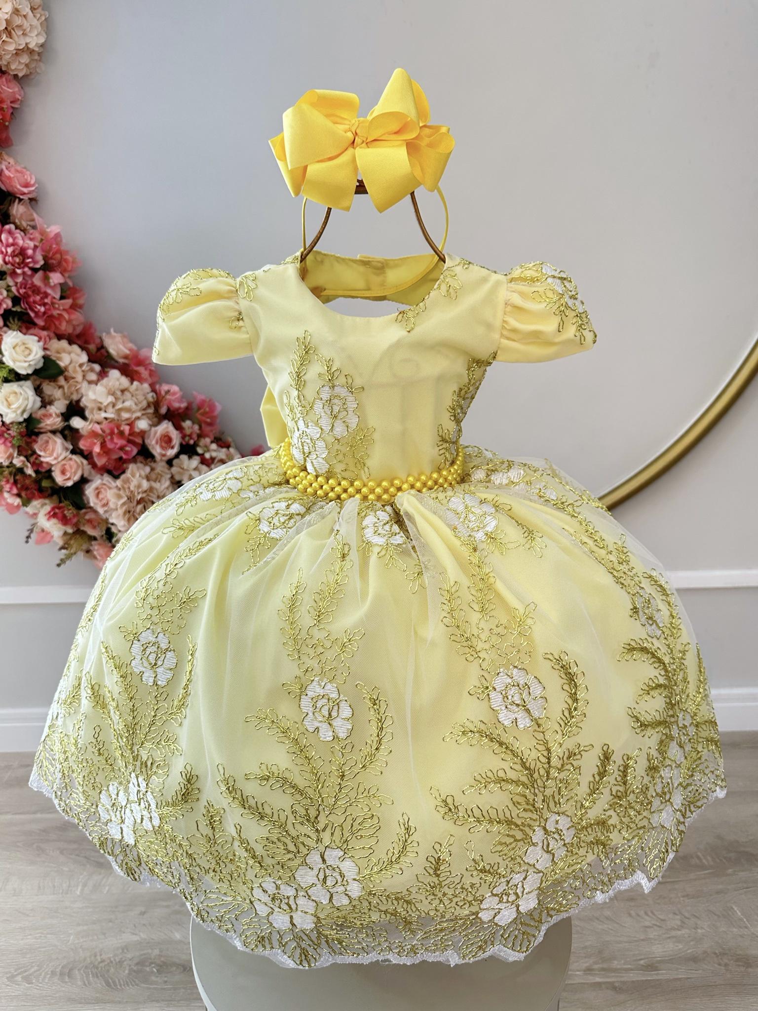 Vestido Infantil Amarelo Renda Realeza Cinto de Pérolas Damas