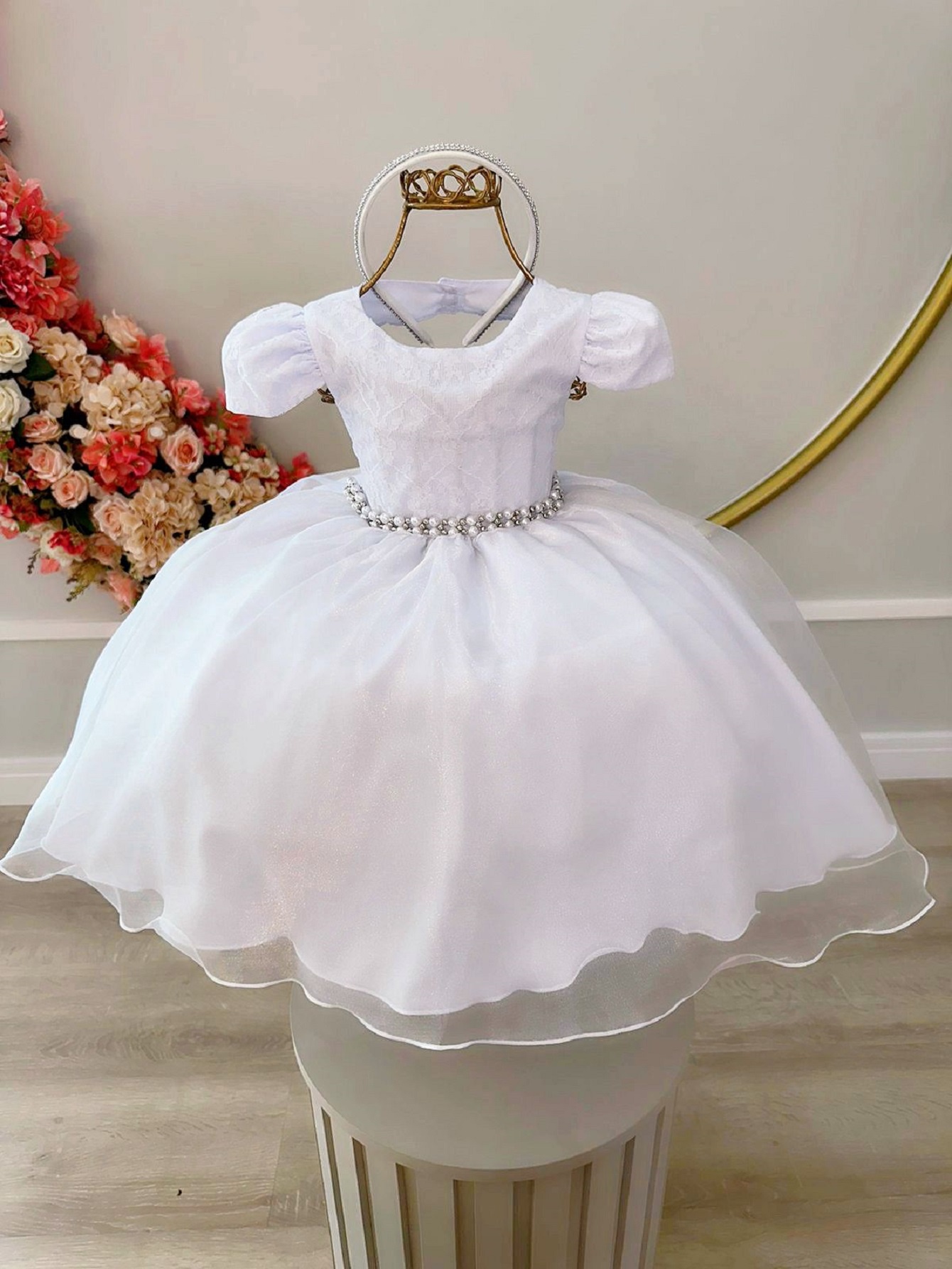 Vestido Infantil Branco Renda Damas Cinto Pérolas Tiara Luxo