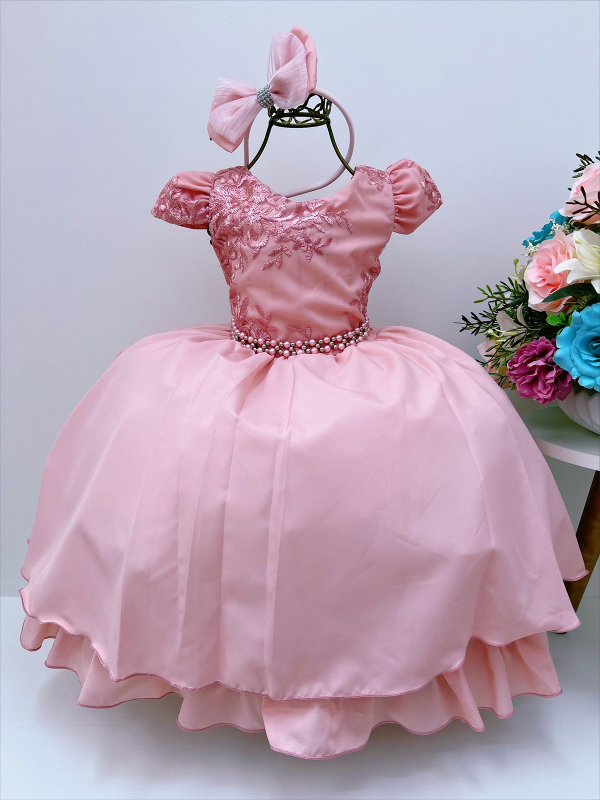 Vestido Infantil Rosé Renda Damas Cinto Pérolas e Tiara