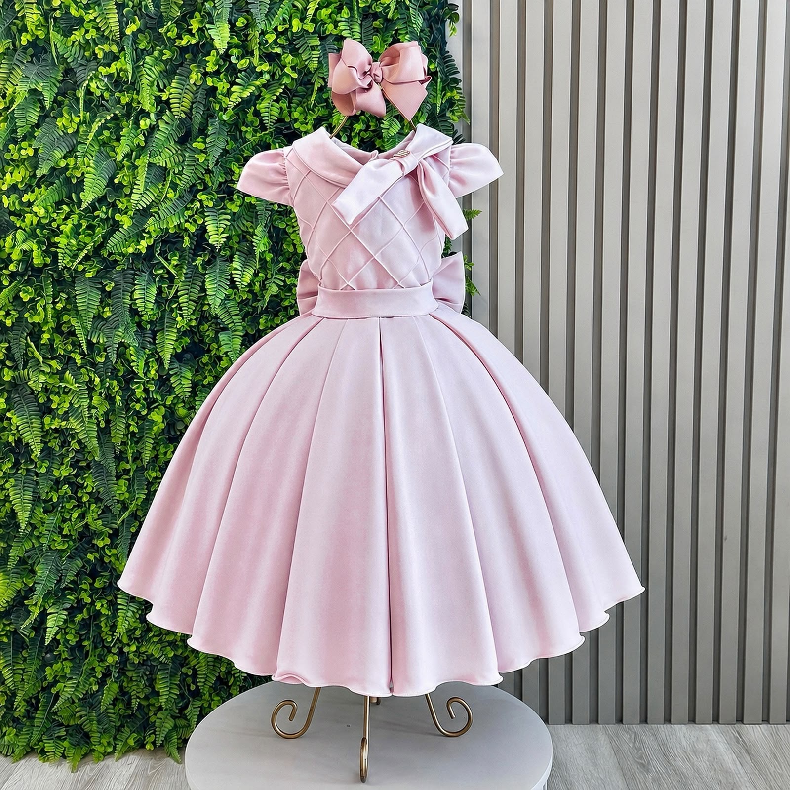 Vestido Infantil Rosa Claro Busto Nervura Formaturas Damas