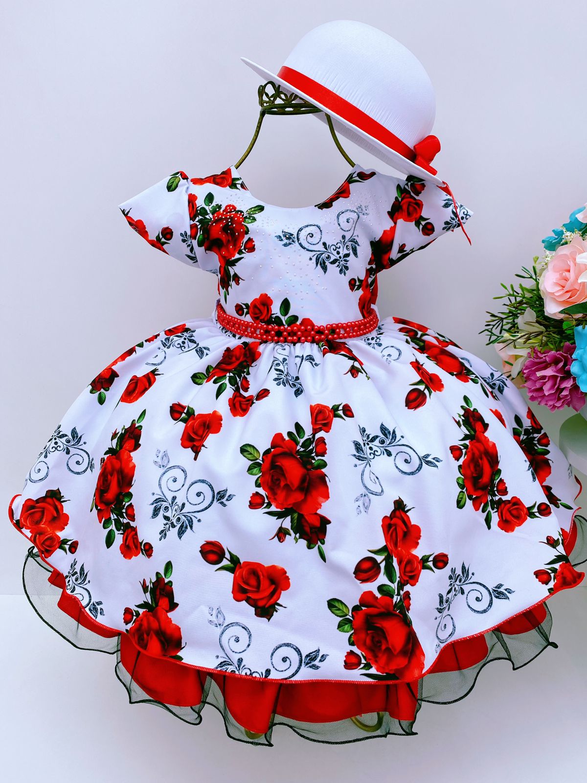 Vestido Infantil Vermelho Florido Cinto Pérolas C/ Chapéu