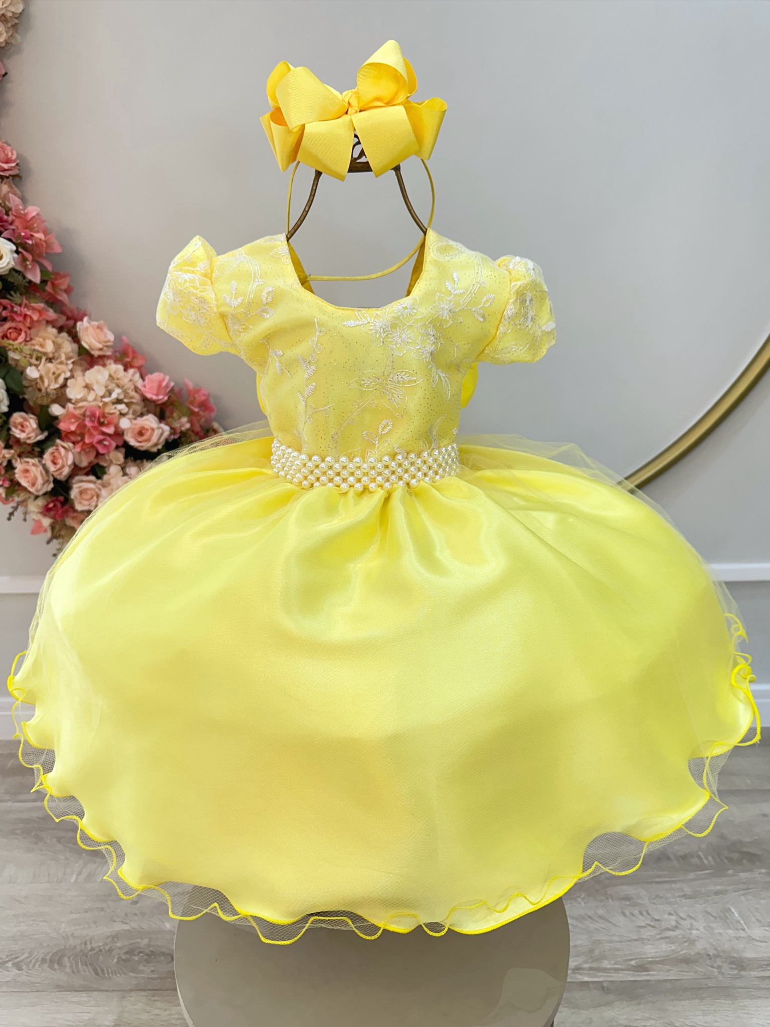 Vestido Infantil Amarelo C/ Renda e Pérolas Daminha