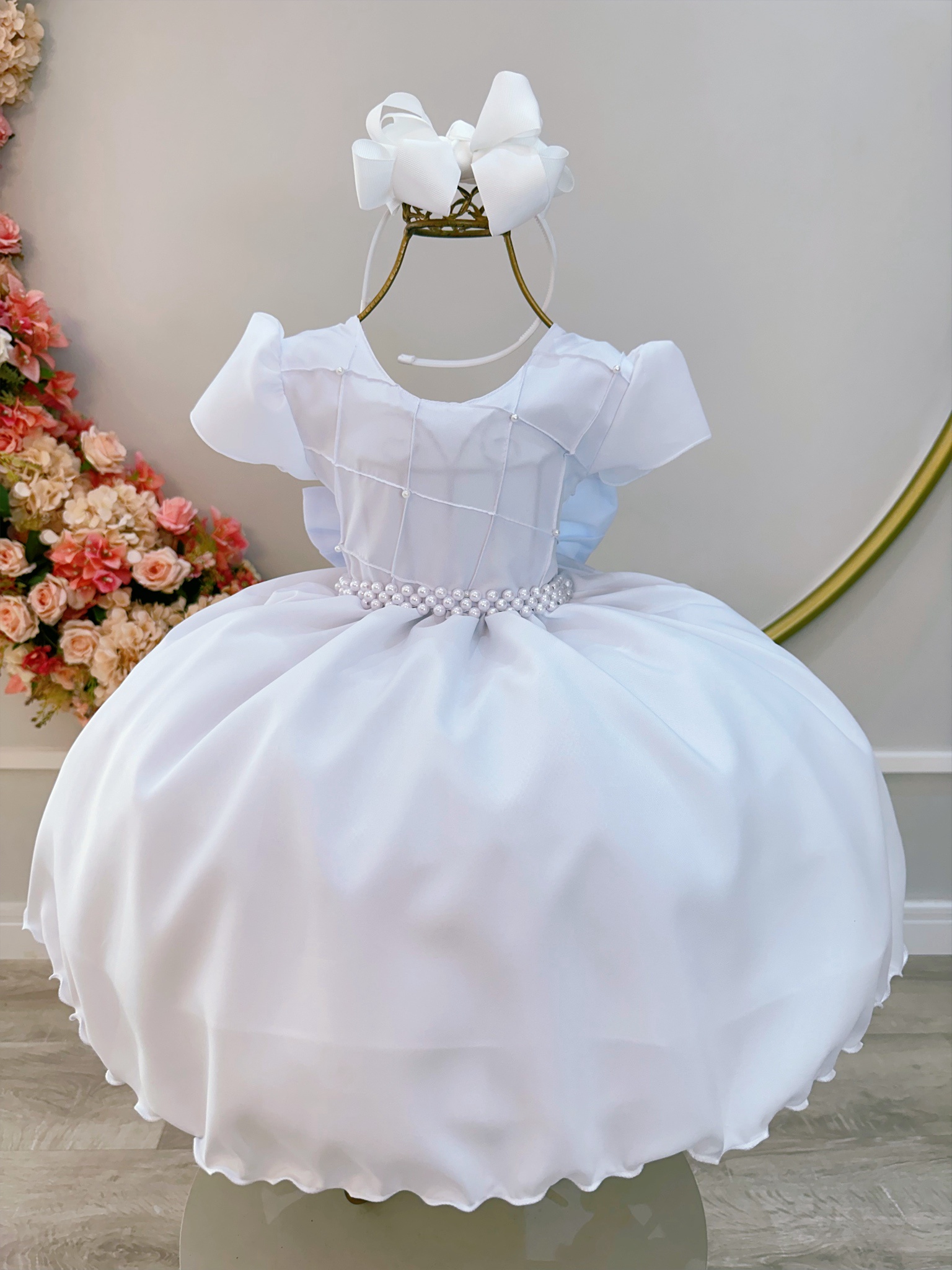 Vestido Infantil Branco Com Busto Nervura Pérolas Daminha