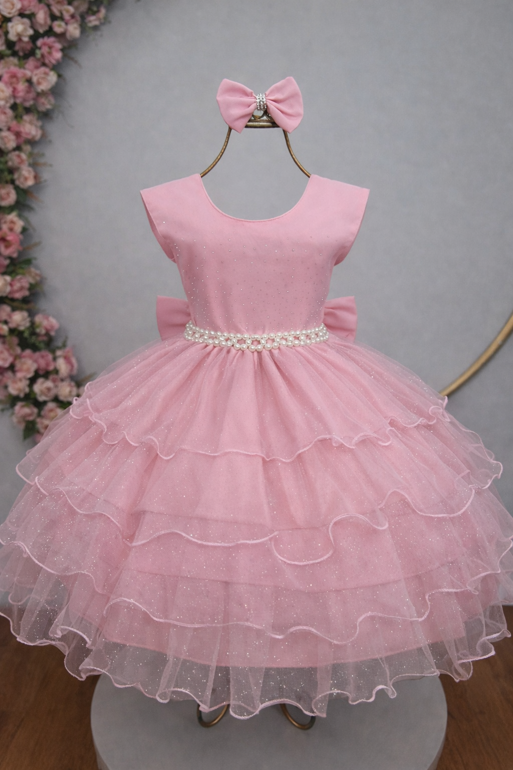 Vestido Infantil Nude Saia C/ Babados e Glitter Daminha