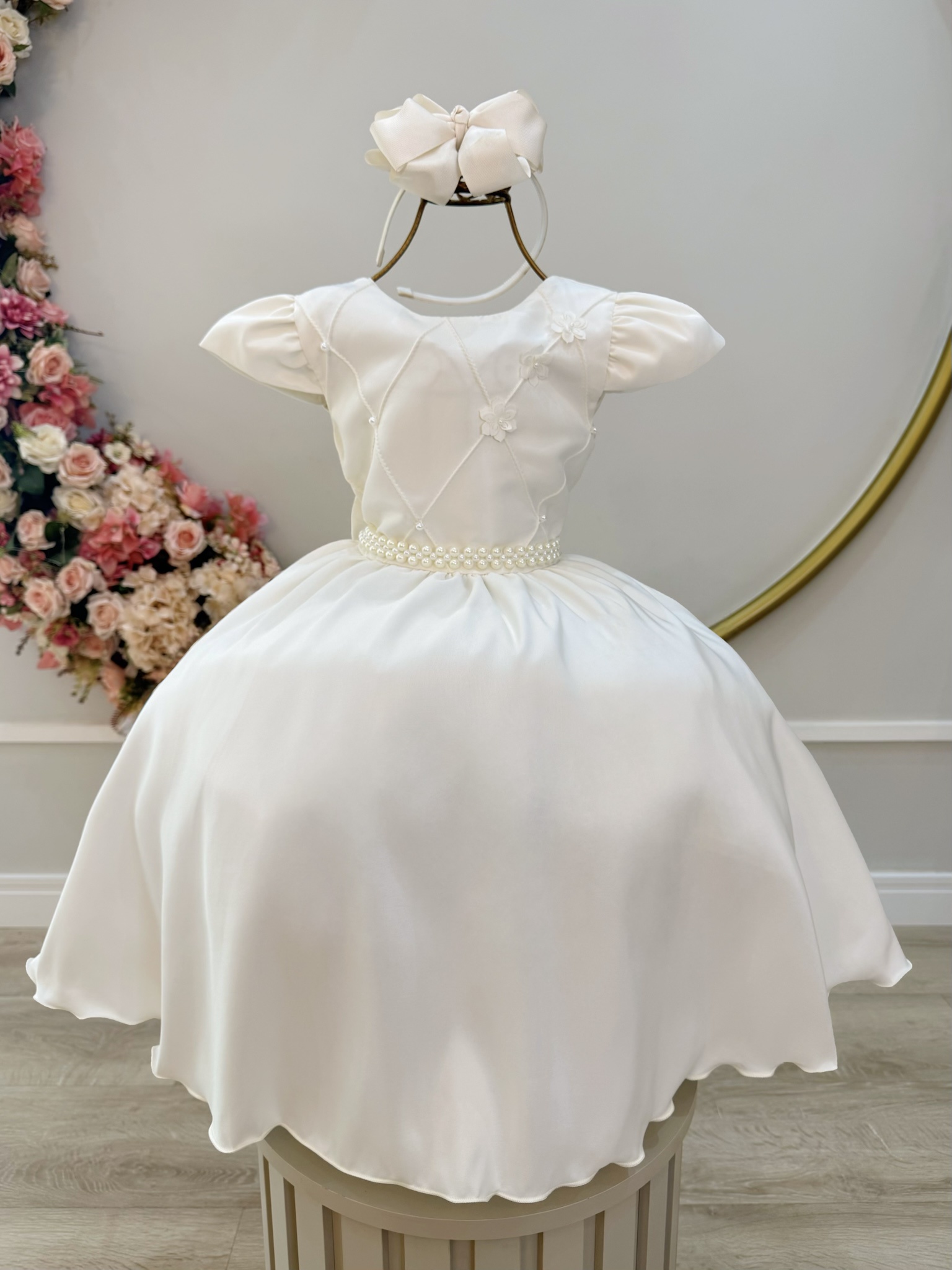 Vestido Infantil Marfim Busto C/ Nervuras Flores Festas Luxo