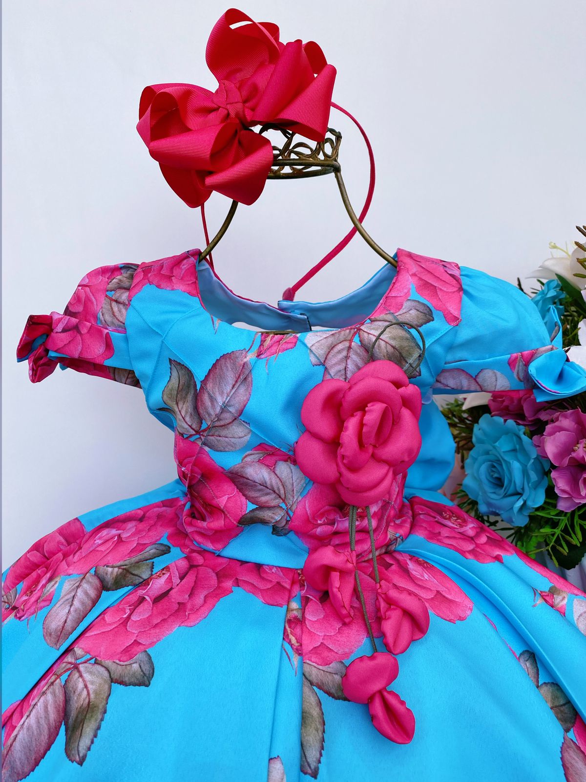 Vestido azul tiffany com sales rosa