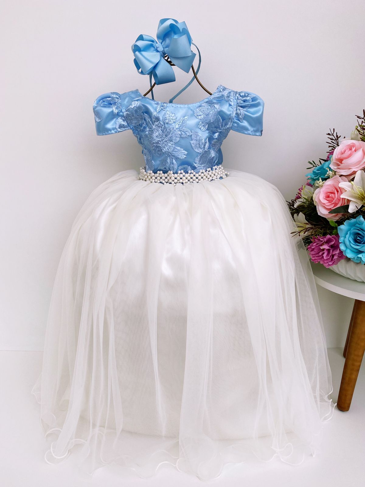 Vestido Infantil Azul Claro e Saia OFF Damas Casamento