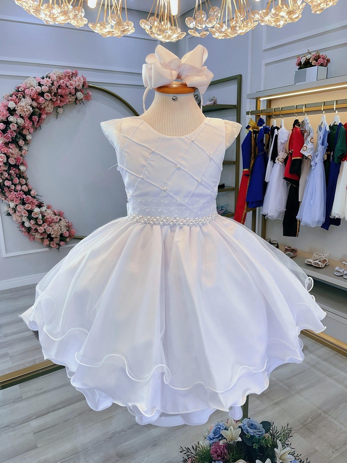 Vestido Infantil Branco C/ Nervura Cinto de Pérolas Luxo
