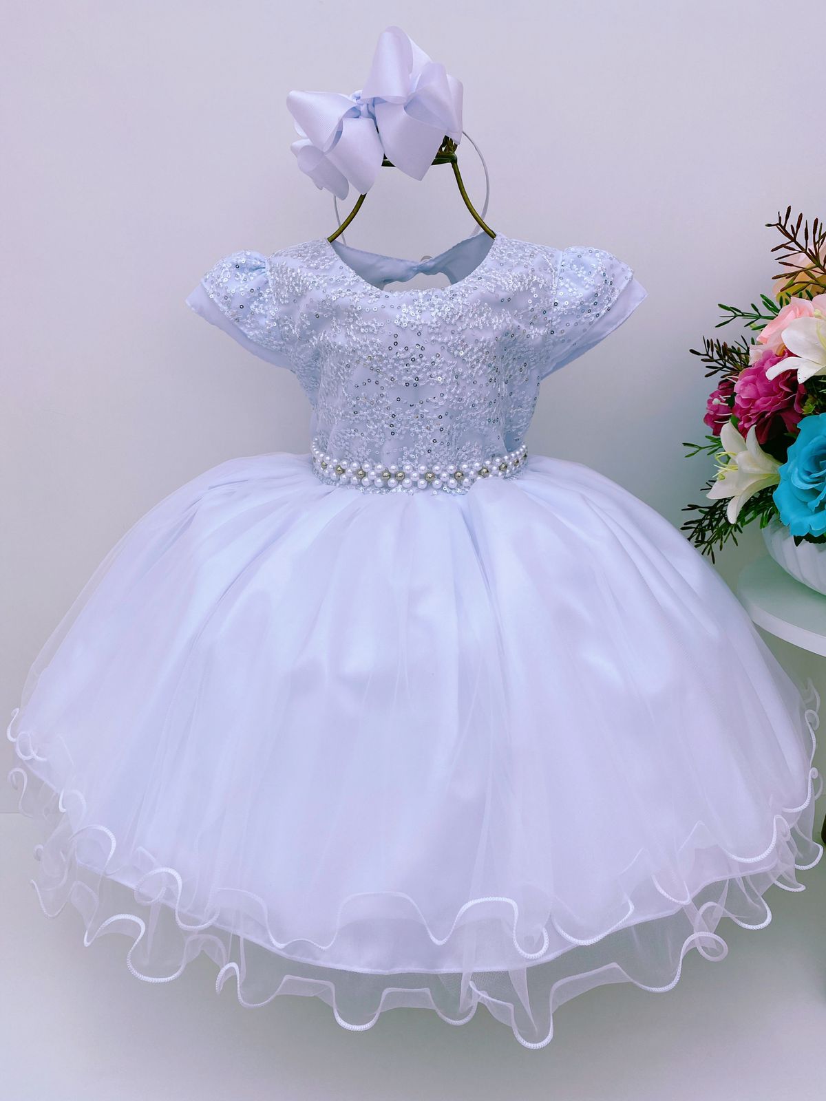 Vestido Infantil Branco Voal Busto Lantejoulas Cinto Pérolas
