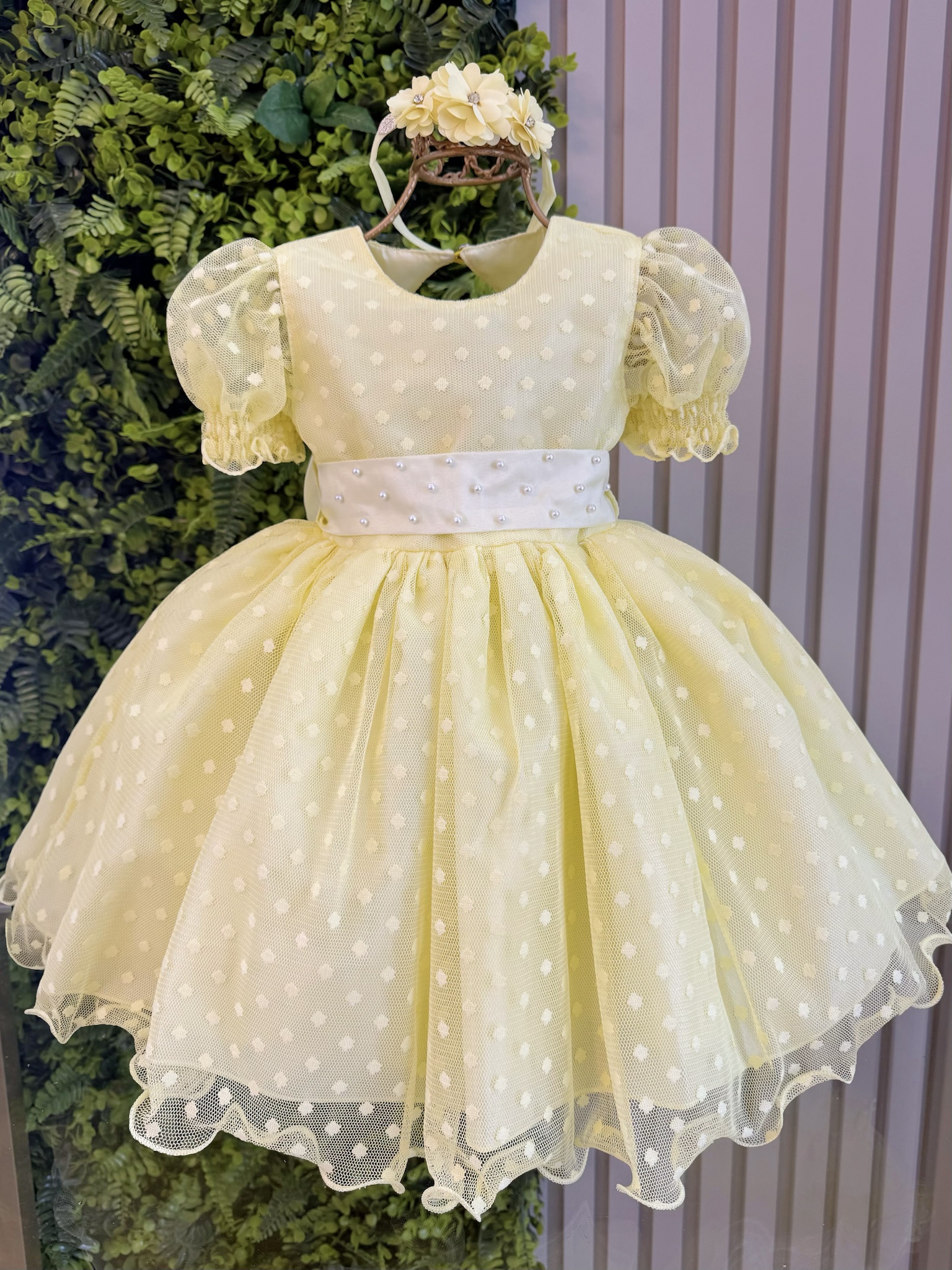 Vestido Bebê Amarelo Com Poá e Pérolas Batizados Festas