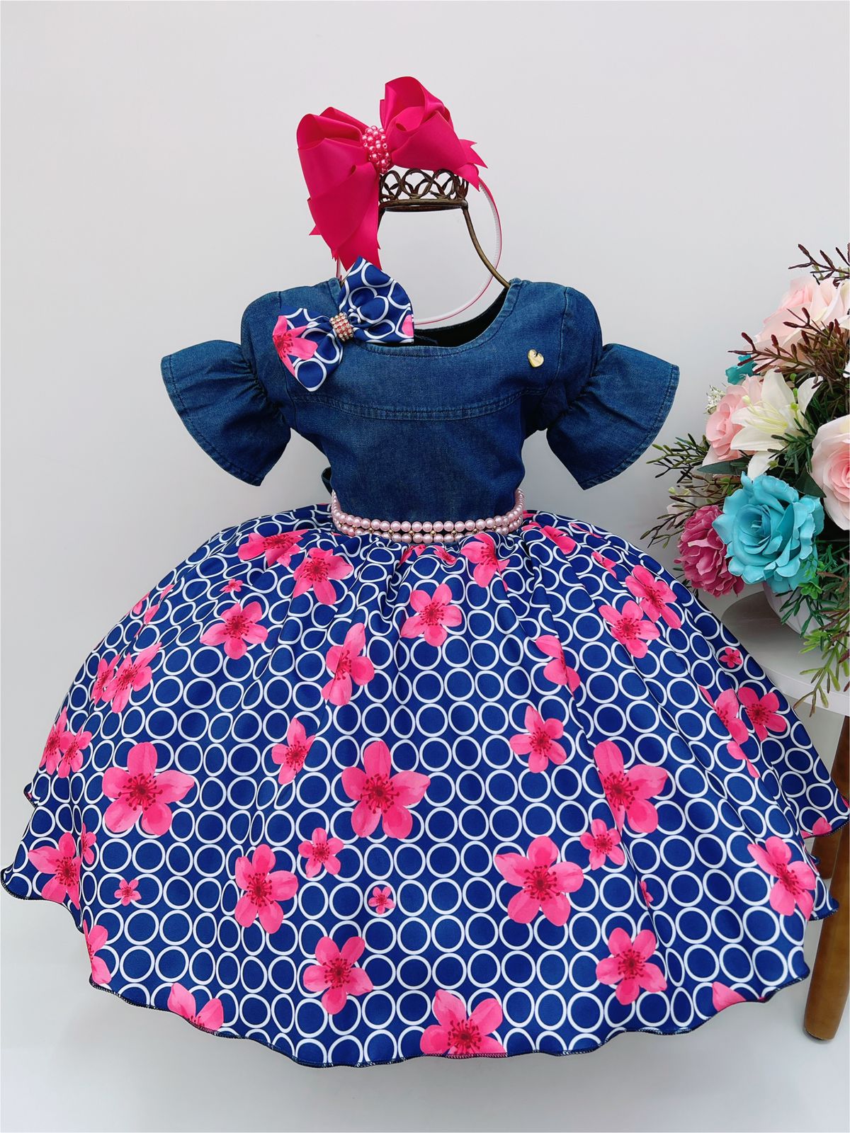 Vestido Infantil Peito Jeans Saia Azul Escuro Floral Laço