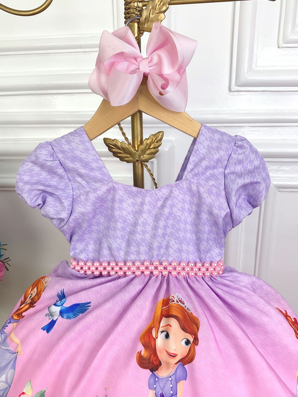 Vestido Infantil Princesa Sofia Lilás C/ Cinto De Pérolas