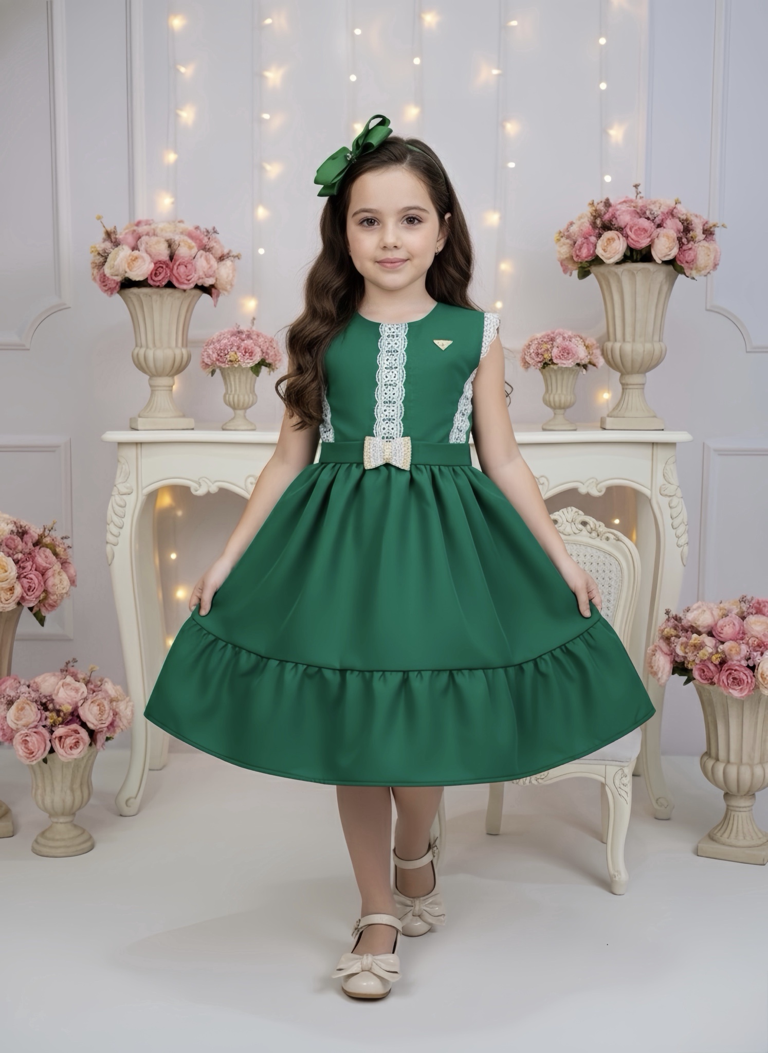 Vestido Infantil Verde Bandeira C/ Guipir Cinto Broche Festas