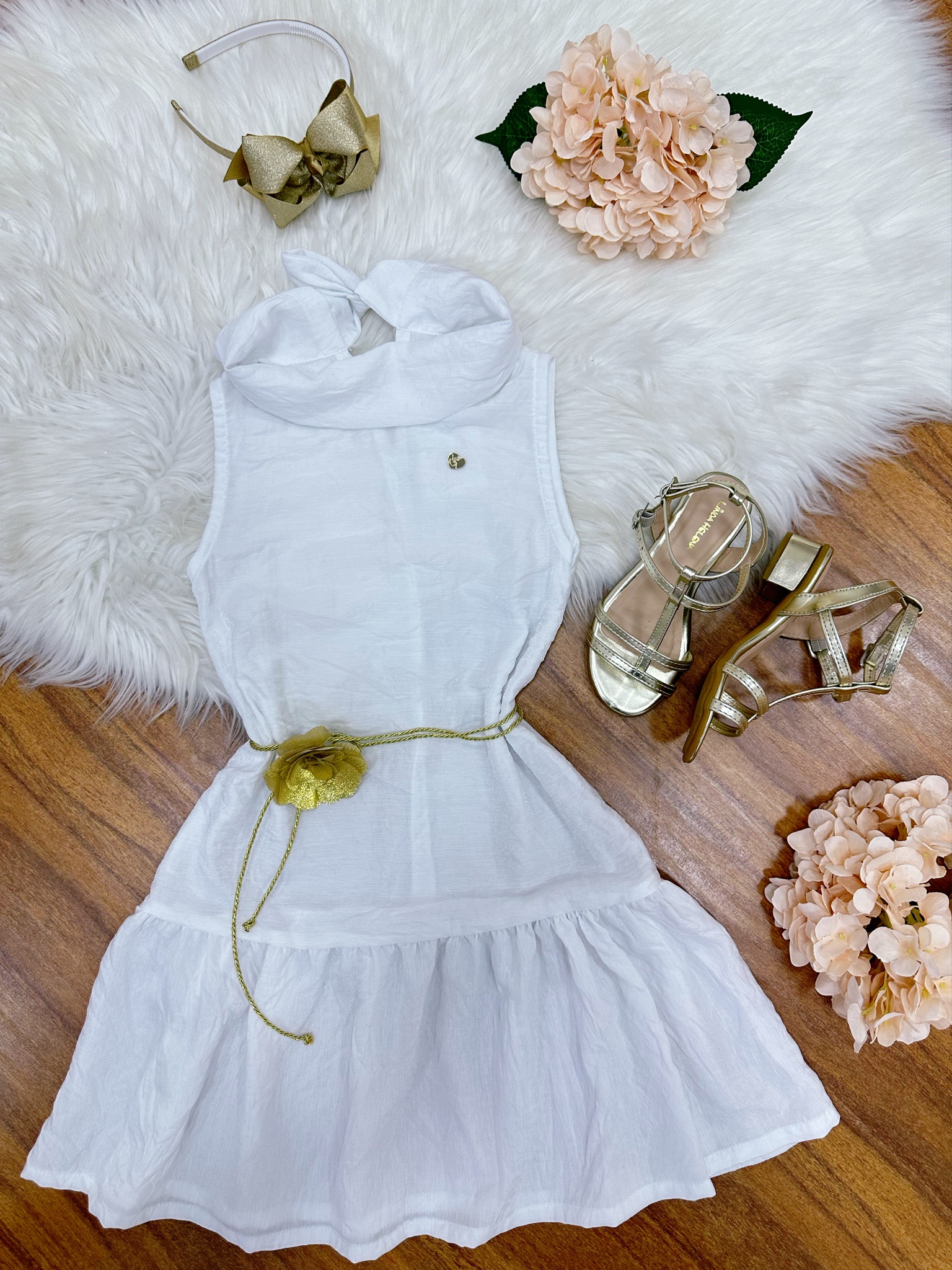 Vestido Infantil Crepinho Branco C/ Cinto de Cordão Casual Festas