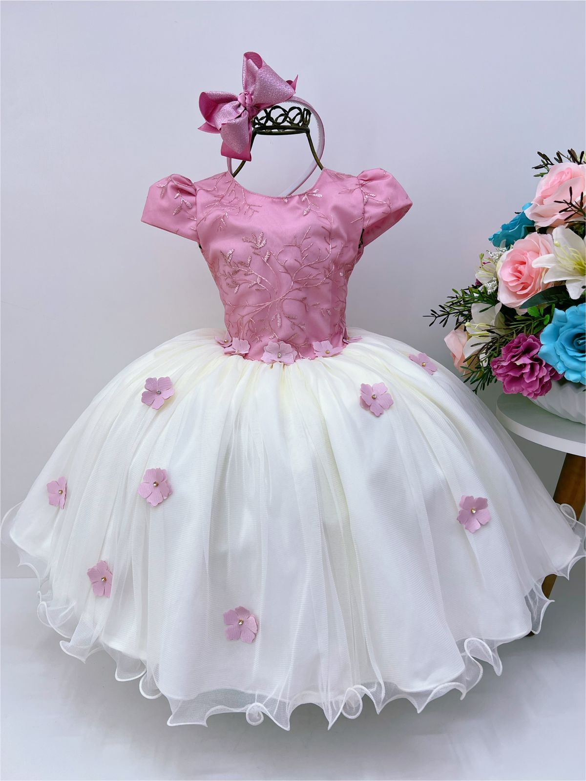 Vestido Infantil Rose e Off Aplique Flores Renda Luxo