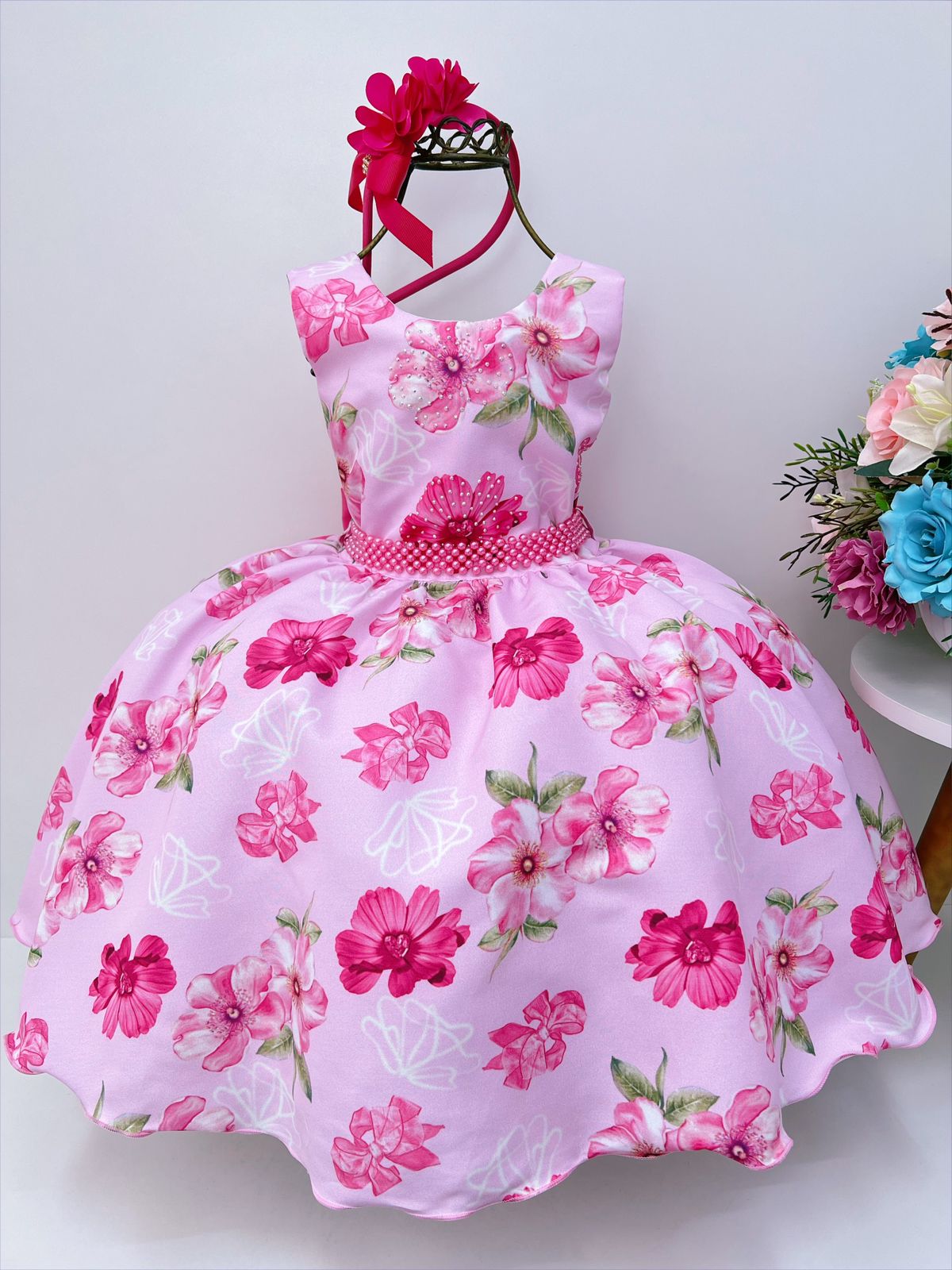 Vestido Infantil Rosa Florido Strass Peito C/ Pérola e Tiara